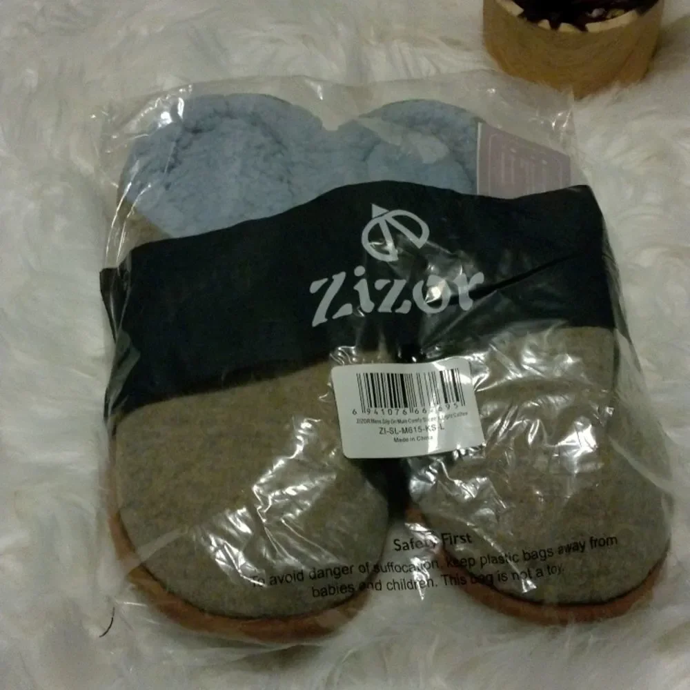 Nwt Zizor Men's Slip on Mule Slippers. Size 9.5-10.5.